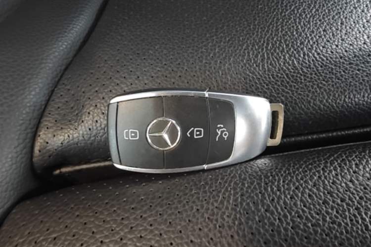 Used Mercedes-Benz C-Class 2021 C 200 L Fashion Edition Sport Version Interior 1