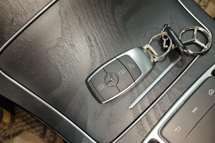 Used Mercedes-Benz C-Class 2021 C 260 L Sport Edition Interior 1