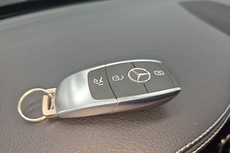 Used Mercedes-Benz C-Class 2021 C 260 L Sport Edition Star Collection Interior 1