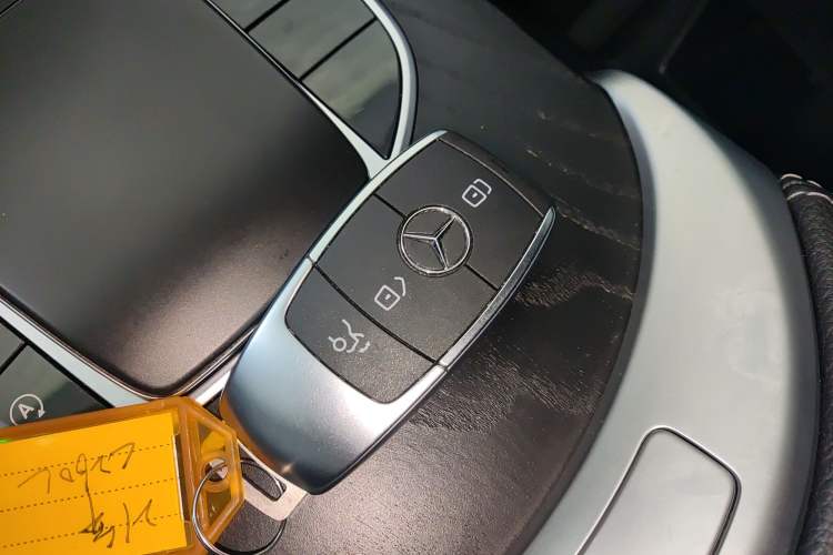 Used Mercedes-Benz C-Class 2021 C 260 L Sport Edition Interior 1