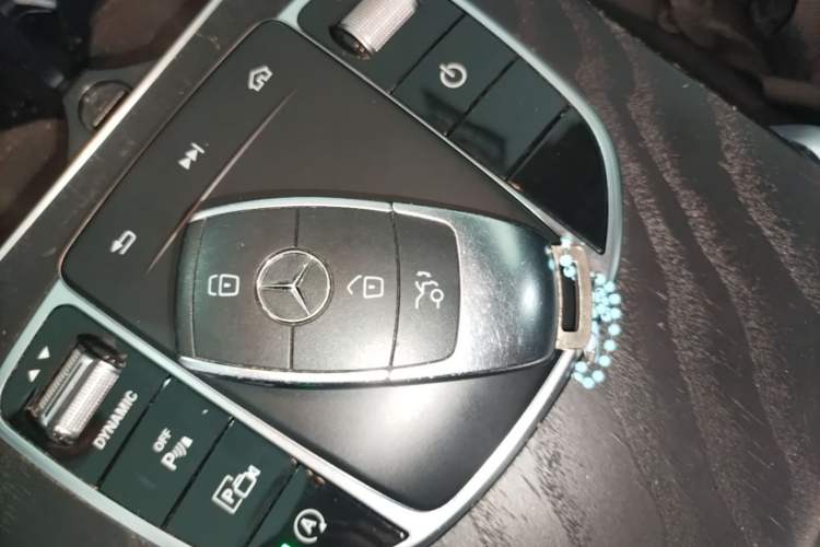 Used Mercedes-Benz C-Class 2021 C 200 L Fashion Edition Sport Version Interior 1