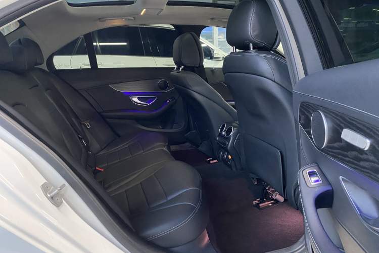 Used Mercedes-Benz C-Class 2021 C 200 L Fashion Edition Sport Version Interior 10
