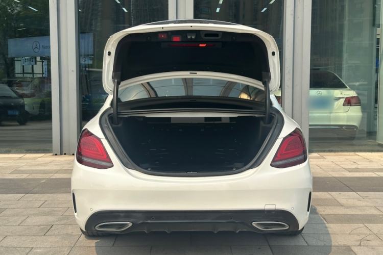 Used Mercedes-Benz C-Class 2021 C 260 L Sport Edition Star Collection Interior 10
