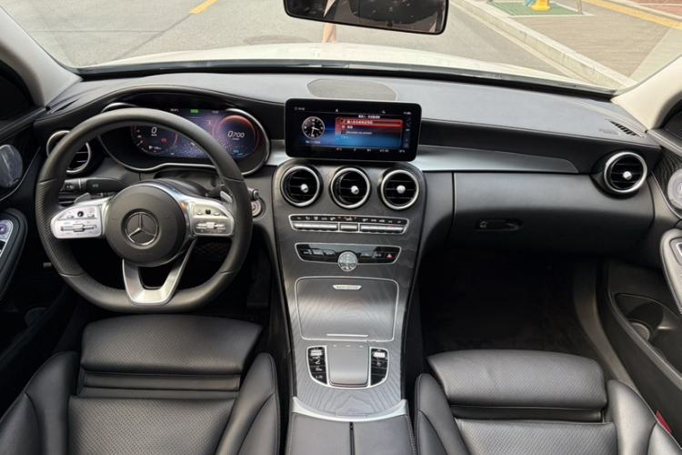 Used Mercedes-Benz C-Class 2021 C 260 L Sport Edition Star Collection Interior 10