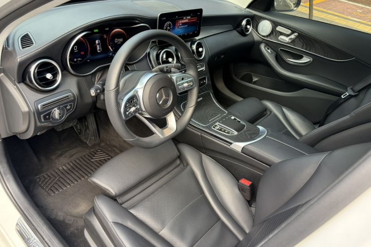 Used Mercedes-Benz C-Class 2021 C 260 L Sport Edition Star Collection Interior 2