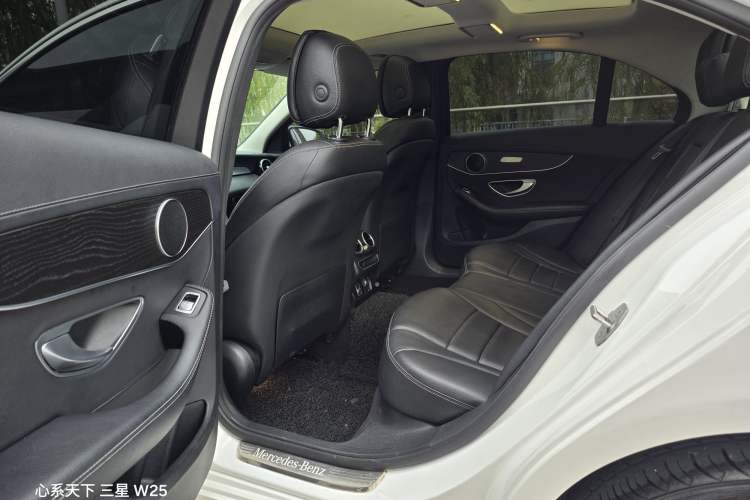 Used Mercedes-Benz C-Class 2021 C 260 L Sport Edition Interior 2