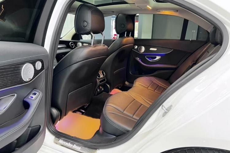 Used Mercedes-Benz C-Class 2021 C 260 L Sport Edition Star Collection Interior 2