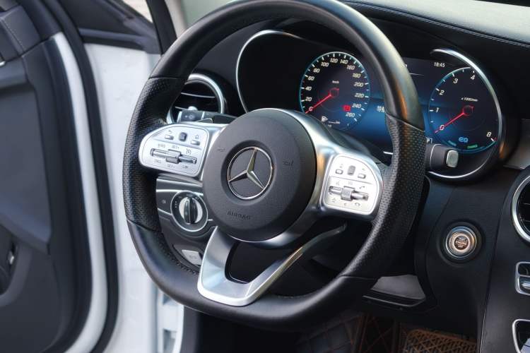 Used Mercedes-Benz C-Class 2021 C 260 L Sport Edition Star Collection Interior 2