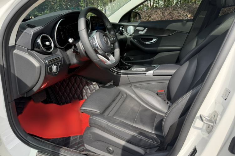 Used Mercedes-Benz C-Class 2021 C 260 L Sport Edition Star Collection Interior 3