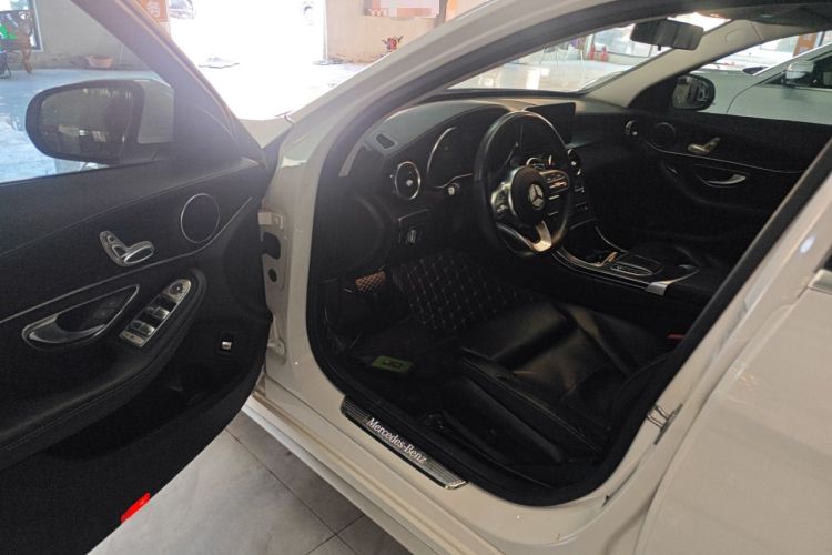 Used Mercedes-Benz C-Class 2021 C 200 L Fashion Edition Sport Version Interior 3
