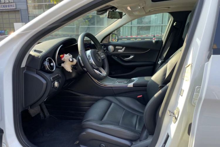 Used Mercedes-Benz C-Class 2021 C 260 L Sport Edition Star Collection Interior 4