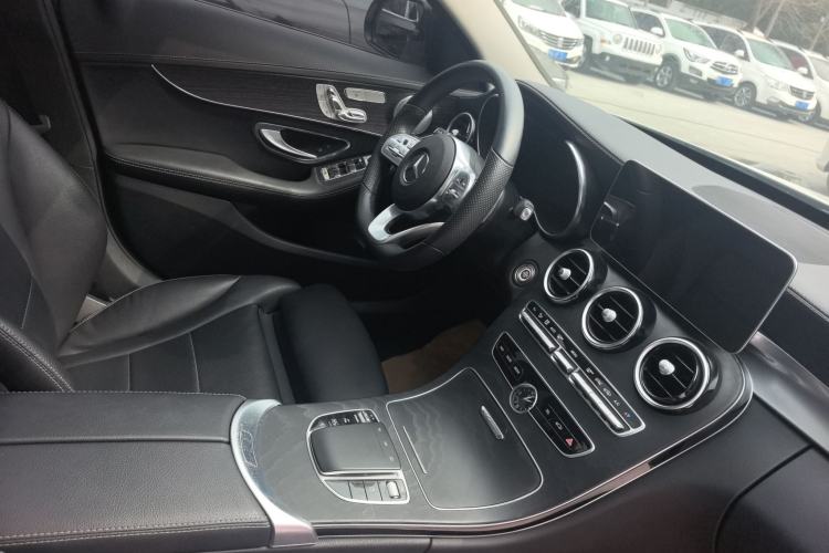 Used Mercedes-Benz C-Class 2021 C 260 L Sport Edition Star Collection Interior 4