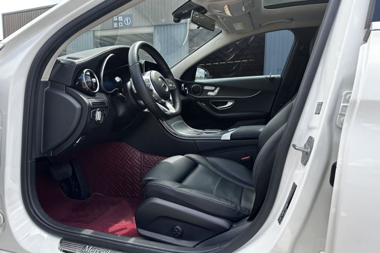 Used Mercedes-Benz C-Class 2021 C 260 L Sport Edition Interior 4