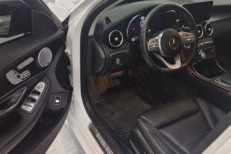 Used Mercedes-Benz C-Class 2021 C 260 L Sport Edition Star Collection Interior 4