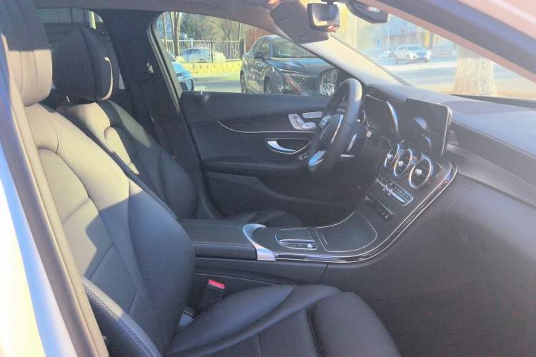 Used Mercedes-Benz C-Class 2021 C 260 L Sport Edition Interior 4
