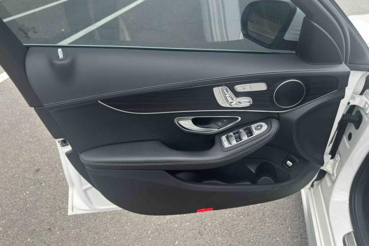 Used Mercedes-Benz C-Class 2021 C 260 L Sport Edition Interior 4