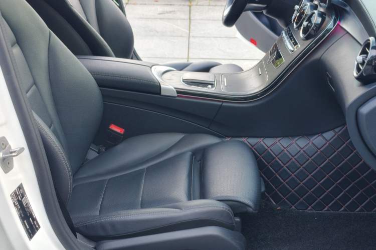 Used Mercedes-Benz C-Class 2021 C 260 L Sport Edition Star Collection Interior 4