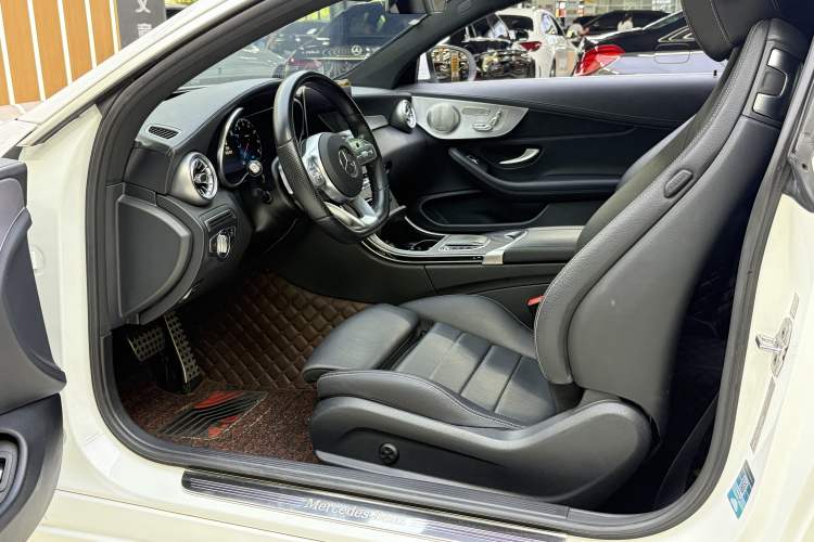 Used Mercedes-Benz C-Class 2021 C 260 Coupe Interior 5