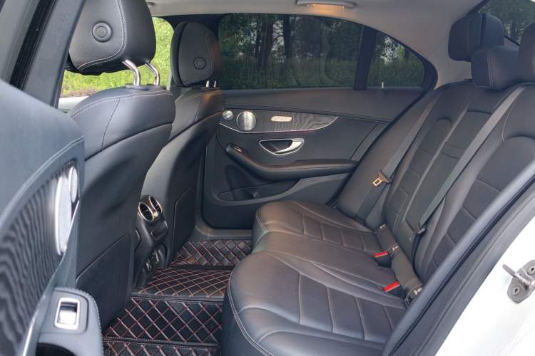 Used Mercedes-Benz C-Class 2021 C 260 L Sport Edition Star Collection Interior 5