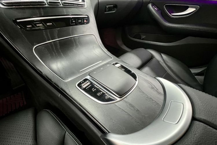 Used Mercedes-Benz C-Class 2021 C 200 L Fashion Edition Sport Version Interior 6