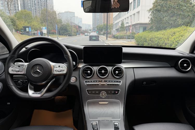 Used Mercedes-Benz C-Class 2021 C 260 L Sport Edition Star Collection Interior 6