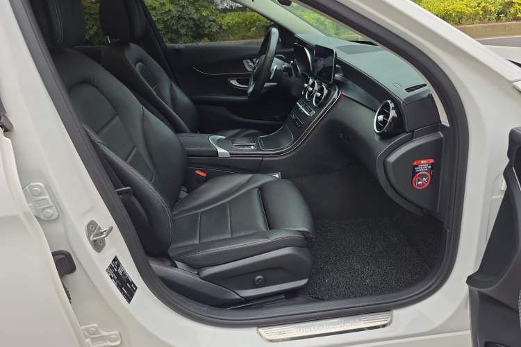 Used Mercedes-Benz C-Class 2021 C 260 L Sport Edition Interior 7