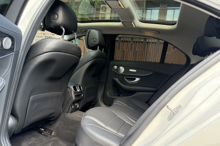Used Mercedes-Benz C-Class 2021 C 260 L Sport Edition Star Collection Interior 9