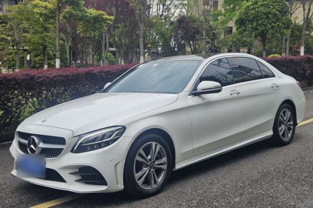 Ojetý Mercedes-Benz C-Class 2021 C 200 L Fashion Edition Sport Version