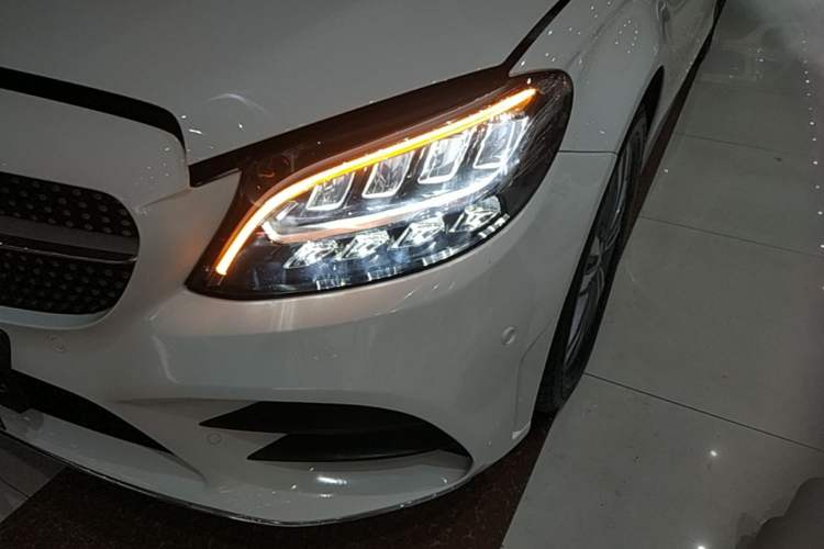 Used Mercedes-Benz C-Class 2021 C 200 L Fashion Edition Sport Version Left Front Headlight