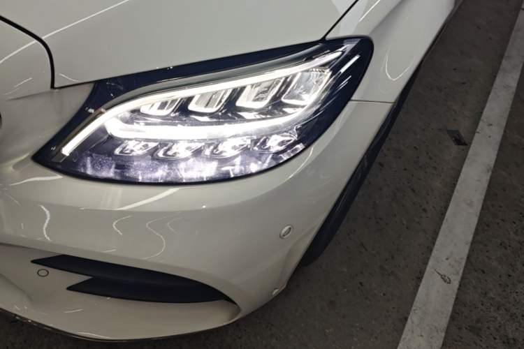 Used Mercedes-Benz C-Class 2021 C 200 L Fashion Edition Sport Version Left Front Headlight