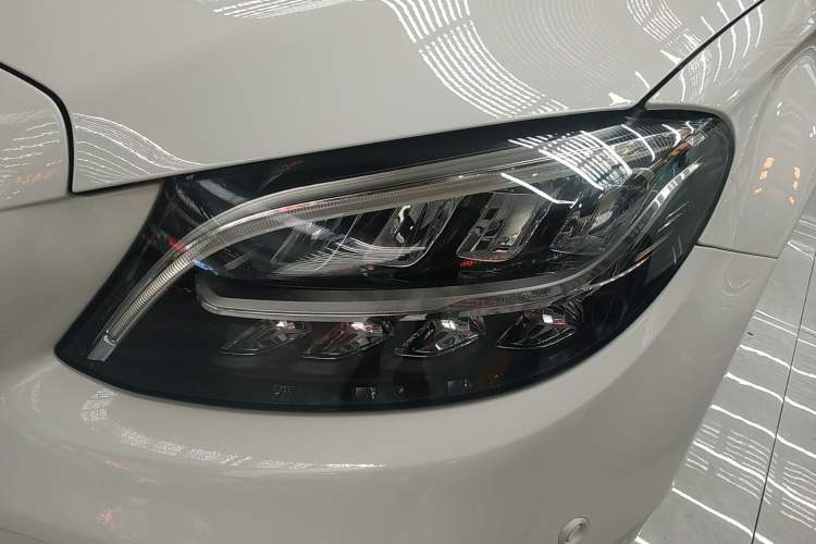 Used Mercedes-Benz C-Class 2021 C 200 L Fashion Edition Sport Version Left Front Headlight