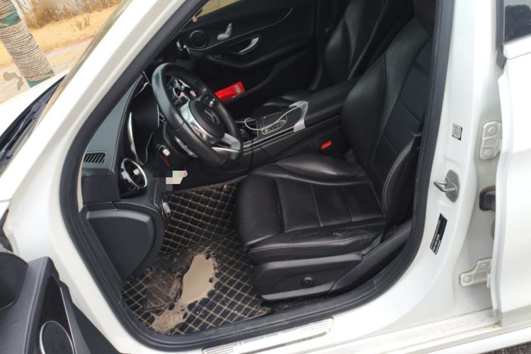 Used Mercedes-Benz C-Class 2021 C 200 L Fashion Model Left Front Seat