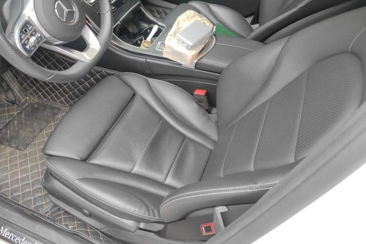 Used Mercedes-Benz C-Class 2021 C 200 L Fashion Edition Sport Version Left Front Seat