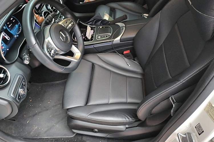 Used Mercedes-Benz C-Class 2021 C 200 L Fashion Edition Sport Version Left Front Seat