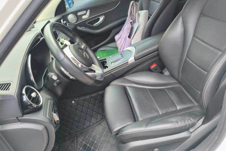 Used Mercedes-Benz C-Class 2021 C 260 L Sport Edition Star Collection Left Front Seat