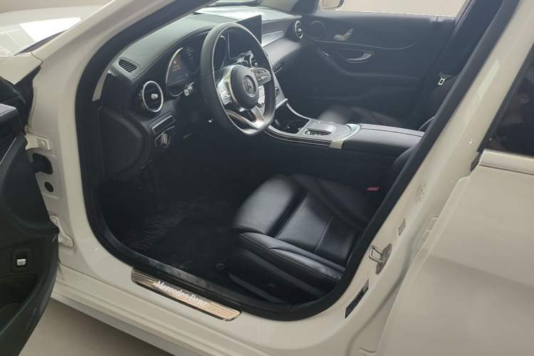 Used Mercedes-Benz C-Class 2021 C 200 L Fashion Edition Sport Version Left Front Seat