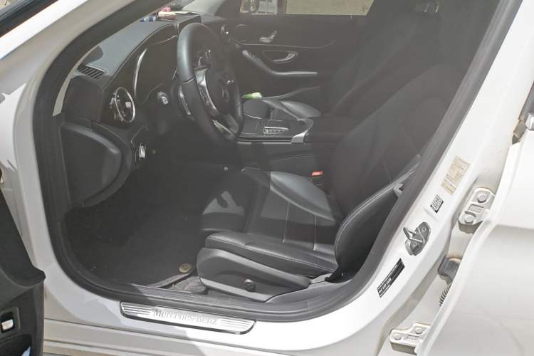 Used Mercedes-Benz C-Class 2021 C 200 L Fashion Edition Sport Version Left Front Seat