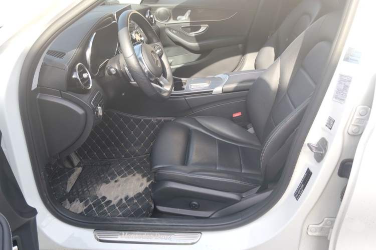 Used Mercedes-Benz C-Class 2021 C 200 L Fashion Edition Sport Version Left Front Seat