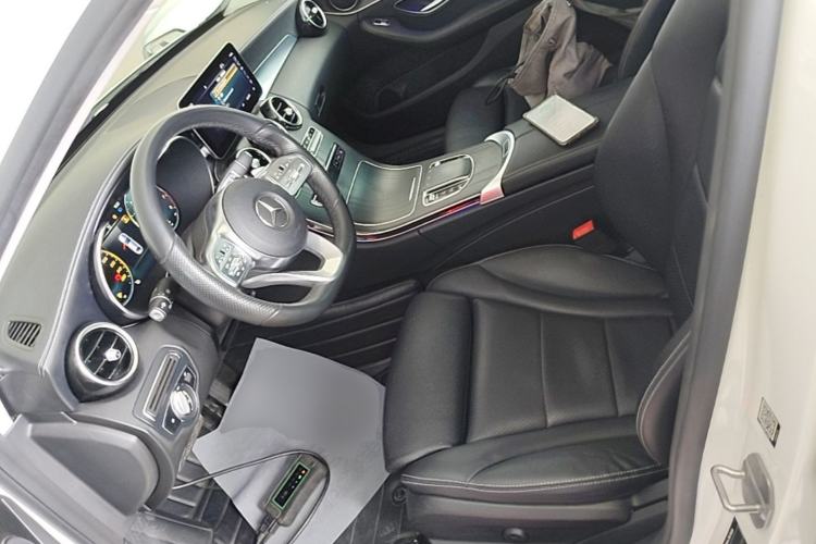 Used Mercedes-Benz C-Class 2021 C 200 L Fashion Edition Sport Version Left Front Seat