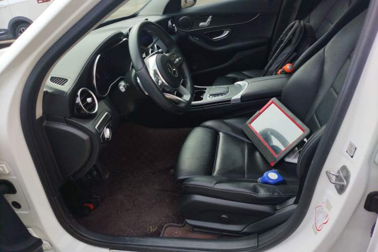 Used Mercedes-Benz C-Class 2021 C 200 L Fashion Edition Sport Version Left Front Seat