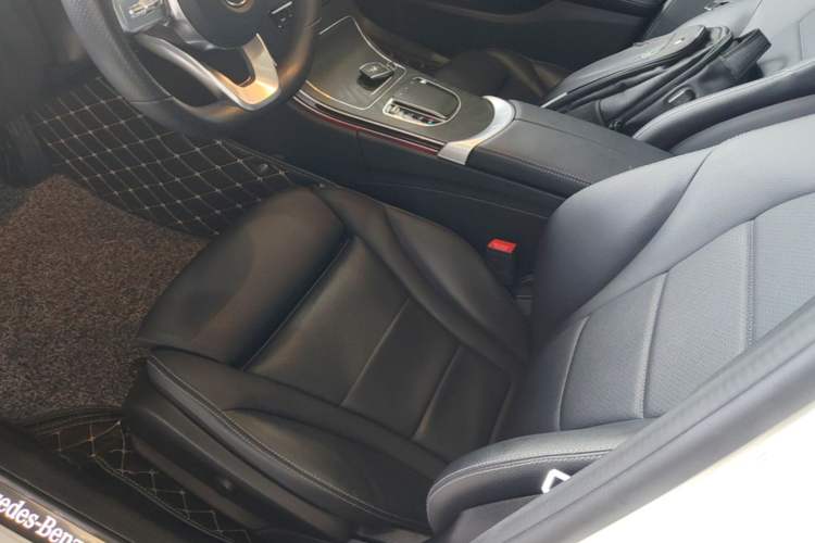 Used Mercedes-Benz C-Class 2021 C 200 L Fashion Edition Sport Version Left Front Seat