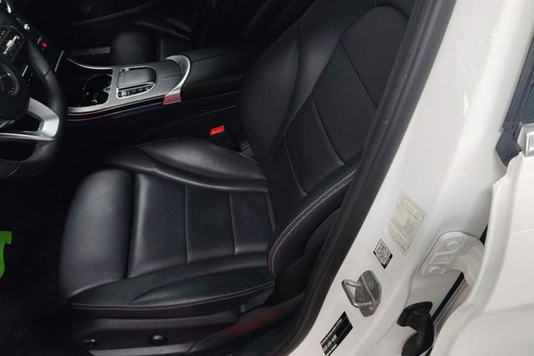 Used Mercedes-Benz C-Class 2021 C 200 L Fashion Edition Sport Version Left Front Seat