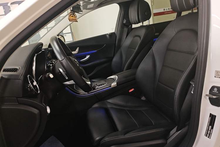 Used Mercedes-Benz C-Class 2021 C 200 L Fashion Edition Sport Version Left Front Seat
