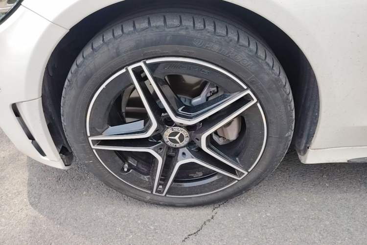 Used Mercedes-Benz C-Class 2021 C 260 Star Edition Left Front Wheel Hub