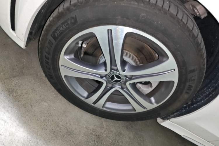 Used Mercedes-Benz C-Class 2021 C 260 L Sport Edition Left Front Wheel Hub