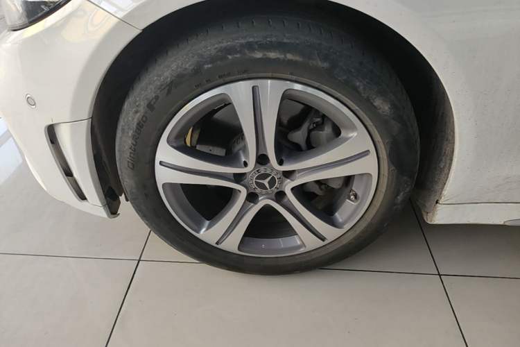 Used Mercedes-Benz C-Class 2021 C 260 L Sport Edition Left Front Wheel Hub