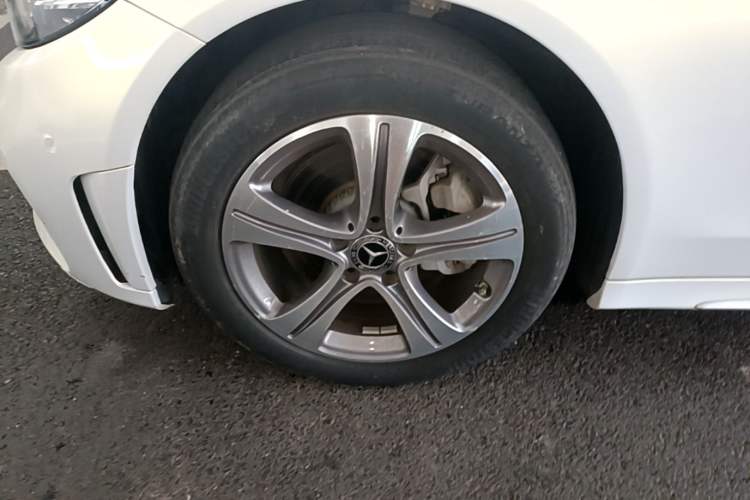 Used Mercedes-Benz C-Class 2021 C 260 L Sport Edition Left Front Wheel Hub
