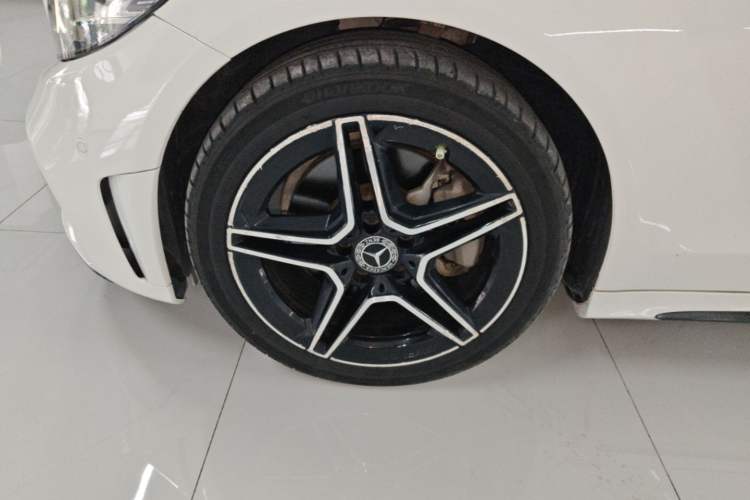 Used Mercedes-Benz C-Class 2021 C 260 Star Edition Left Front Wheel Hub