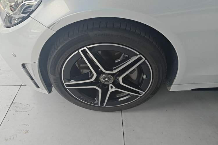 Used Mercedes-Benz C-Class 2021 C 260 Star Edition Left Front Wheel Hub