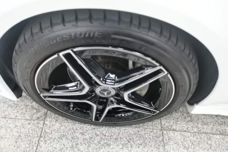 Used Mercedes-Benz C-Class 2021 C 260 Coupe Left Front Wheel Hub